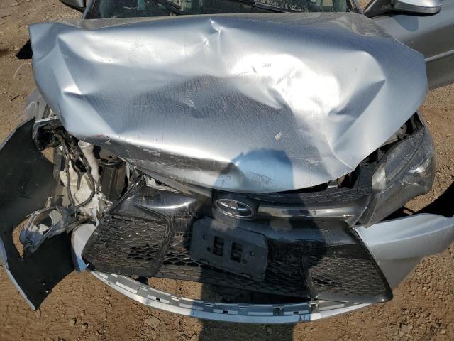 4T1BF1FK0HU273817 - 2017 TOYOTA CAMRY LE SILVER photo 11