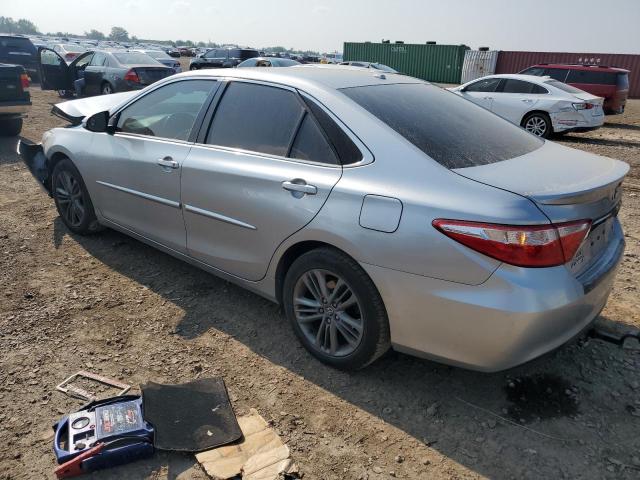 4T1BF1FK0HU273817 - 2017 TOYOTA CAMRY LE SILVER photo 2
