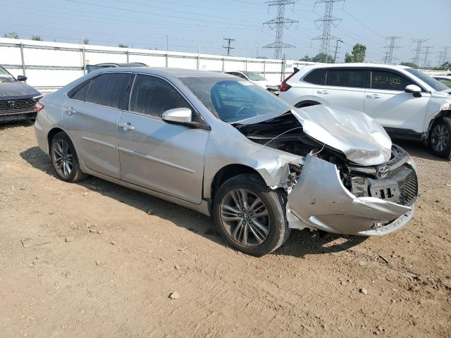4T1BF1FK0HU273817 - 2017 TOYOTA CAMRY LE SILVER photo 4