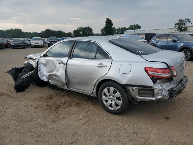 4T1BF3EK1BU599758 - 2011 TOYOTA CAMRY BASE 银色 照片 2