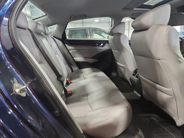 1HGCV1F94JA042114 - 2018 HONDA ACCORD TOURING BLUE photo 10