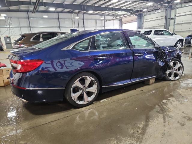 1HGCV1F94JA042114 - 2018 HONDA ACCORD TOURING BLUE photo 3