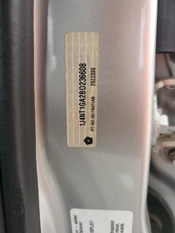 1J4NT1GA2BD236608 - 2011 JEEP PATRIOT SPORT SILVER photo 13