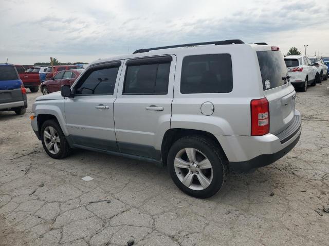 1J4NT1GA2BD236608 - 2011 JEEP PATRIOT SPORT SILVER photo 2