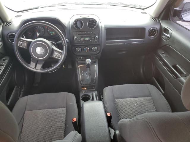 1J4NT1GA2BD236608 - 2011 JEEP PATRIOT SPORT SILVER photo 8