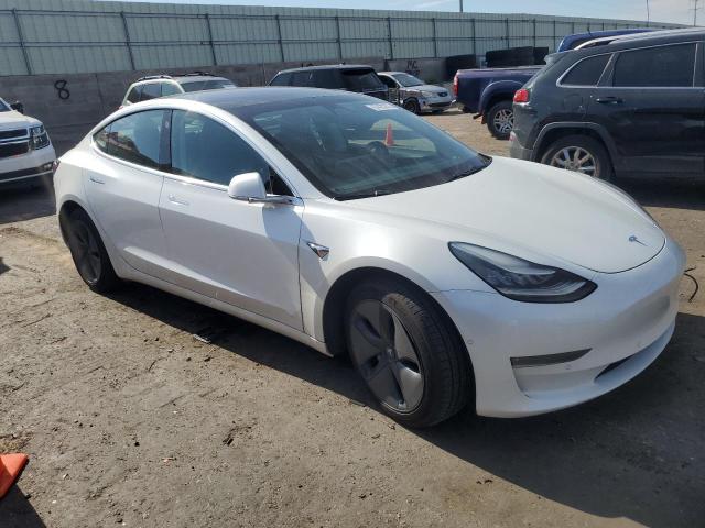 5YJ3E1EB8LF629090 - 2020 TESLA MODEL 3 WHITE photo 4