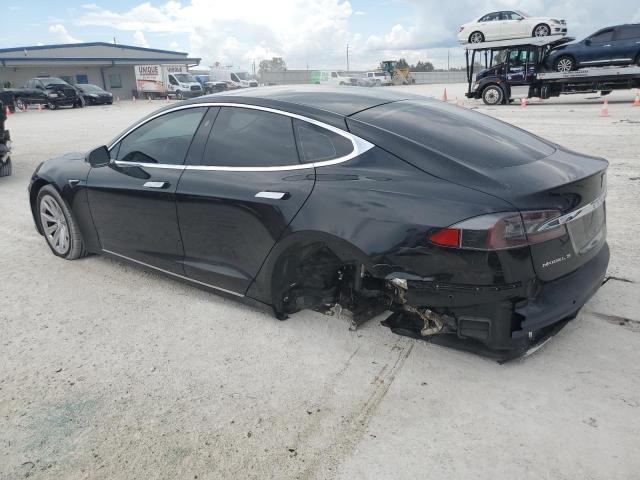 5YJSA1E23HF190749 - 2017 TESLA MODEL S Чорний фото 2