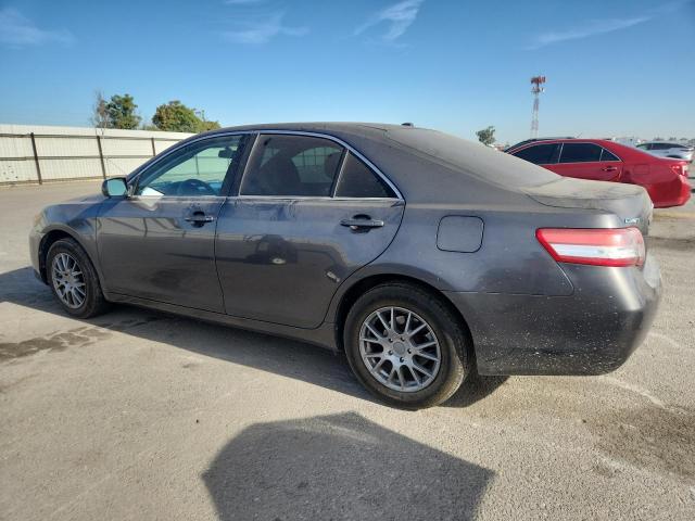 4T1BF3EK3BU744721 - 2011 TOYOTA CAMRY BASE Сірий фото 2