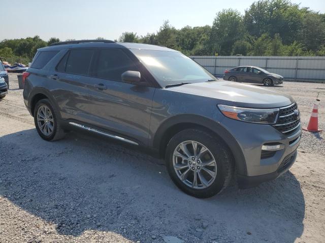 1FMSK8DH2NGB69190 - 2022 FORD EXPLORER XLT GRAY photo 4