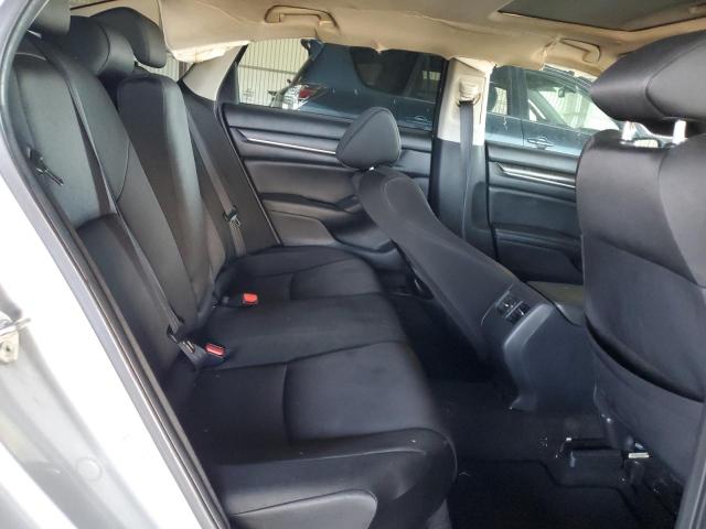 1HGCV1F49KA081058 - 2019 HONDA ACCORD EX SILVER photo 10