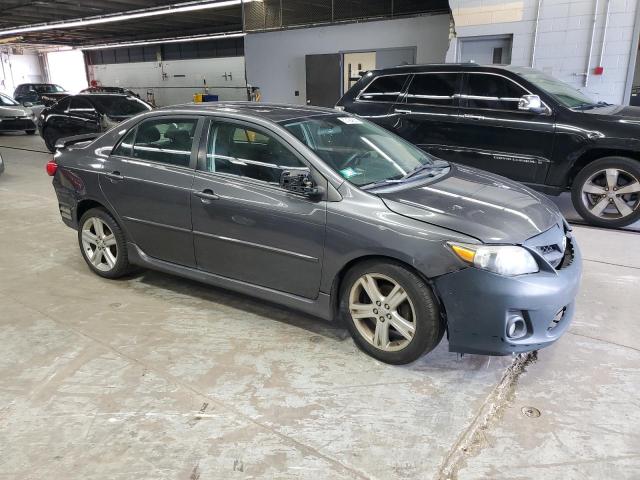 2T1BU4EE2DC074167 - 2013 TOYOTA COROLLA BASE Сұр фото 4