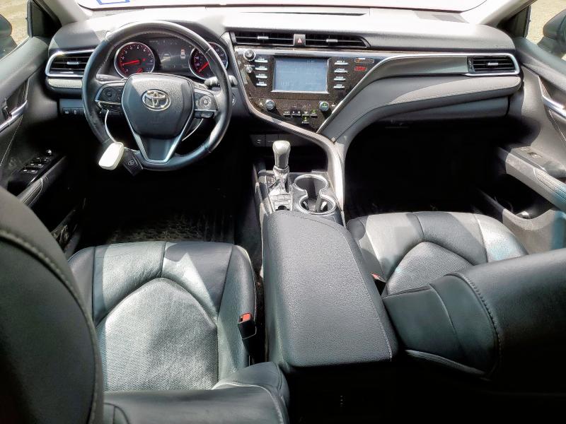 4T1B61HKXJU586876 - 2018 TOYOTA CAMRY XSE Qırmızı foto 8