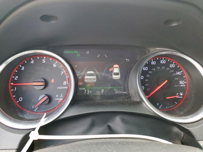 4T1B61HKXJU586876 - 2018 TOYOTA CAMRY XSE Qırmızı foto 9