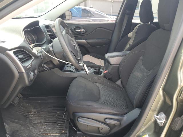 1C4PJLCB9KD327633 - 2019 JEEP CHEROKEE LATITUDE GREEN photo 7