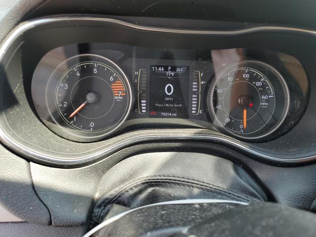 1C4PJLCB9KD327633 - 2019 JEEP CHEROKEE LATITUDE GREEN photo 9