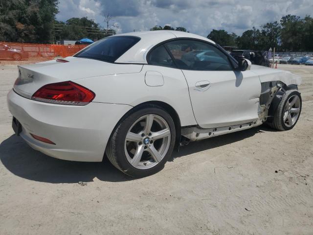 WBALL5C58FP557230 - 2015 BMW Z4 SDRIVE28I WHITE photo 3