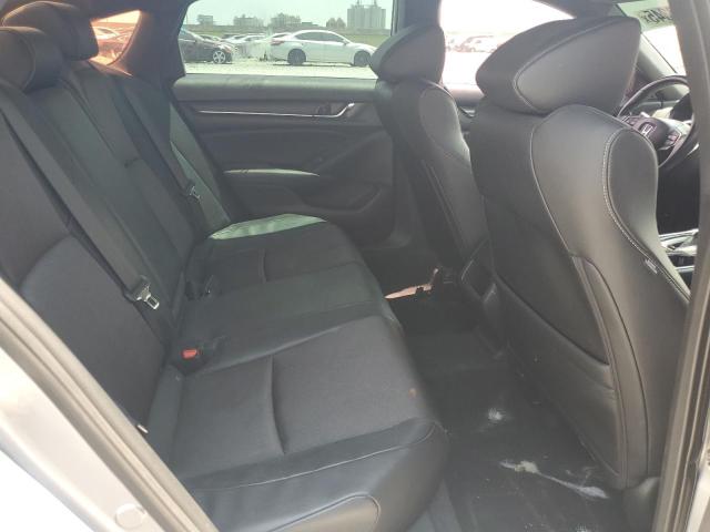 1HGCV1F32JA111264 - 2018 HONDA ACCORD SPORT SILVER photo 10