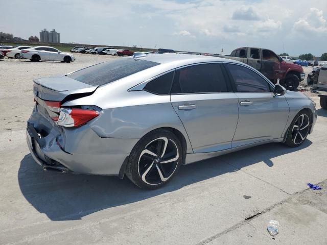 1HGCV1F32JA111264 - 2018 HONDA ACCORD SPORT SILVER photo 3