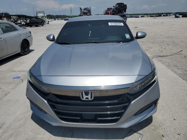 1HGCV1F32JA111264 - 2018 HONDA ACCORD SPORT SILVER photo 5