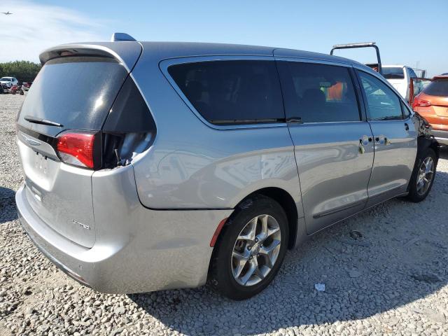 2C4RC1GG8JR272181 - 2018 CHRYSLER PACIFICA LIMITED SILVER photo 3