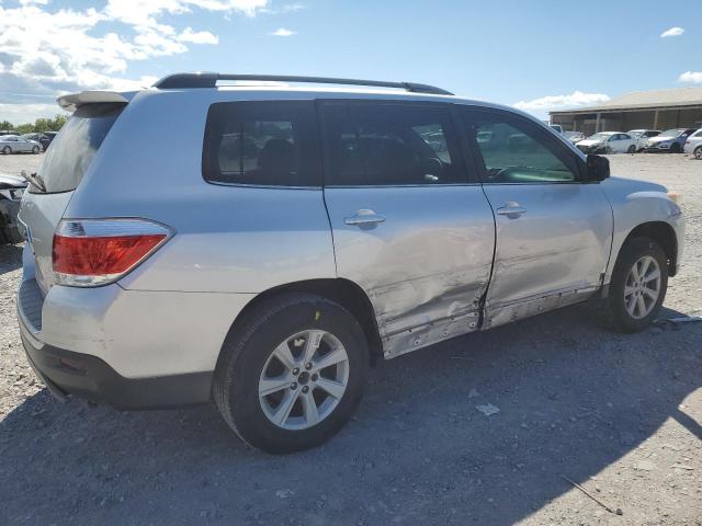 5TDBK3EH6DS216070 - 2013 TOYOTA HIGHLANDER BASE Արծաթագույն լուսանկար 3