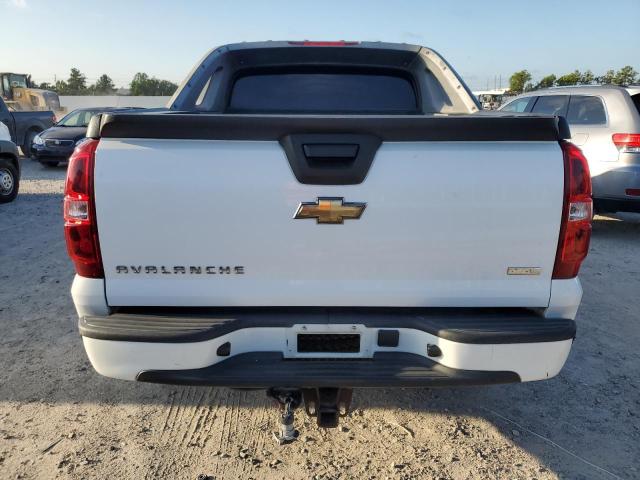 3GNEC12028G101507 - 2008 CHEVROLET AVALANCHE C1500 WHITE photo 6