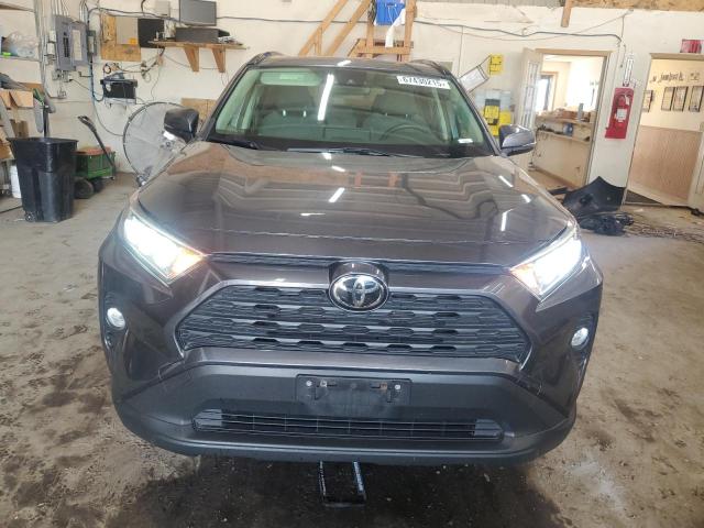 JTMP1RFV5KD022283 - 2019 TOYOTA RAV4 XLE ნაცრისფერი ფოტო 5