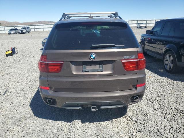 5UXZW0C52CL666579 - 2012 BMW X5 XDRIVE35D BROWN photo 6