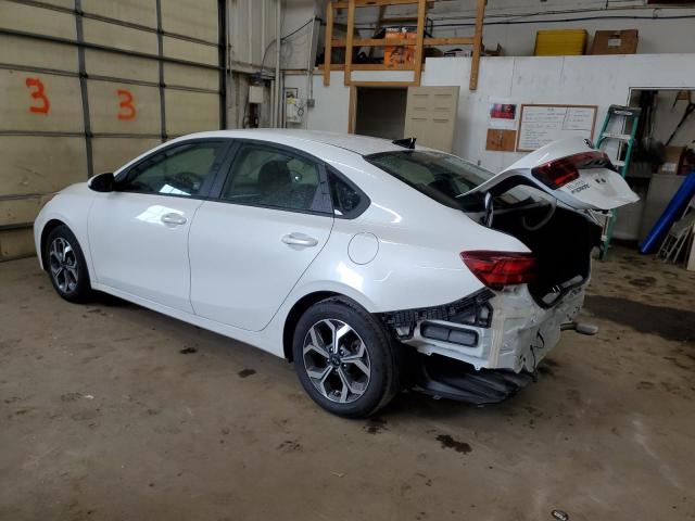 3KPF24AD4ME311716 - 2021 KIA FORTE FE WHITE photo 2