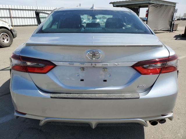 4T1G11AK6PU808109 - 2023 TOYOTA CAMRY SE NIGHT SHADE SILVER photo 6