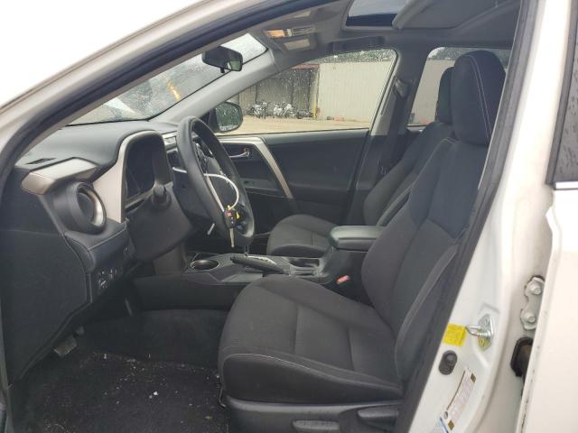 JTMRFREV5FD128752 - 2015 TOYOTA RAV4 XLE 白色 照片 7