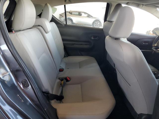 JTDKDTB38J1599649 - 2018 TOYOTA PRIUS C 灰色 照片 10