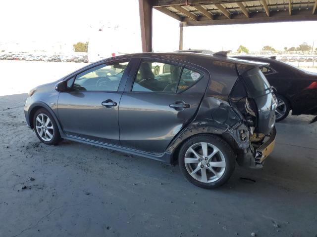 JTDKDTB38J1599649 - 2018 TOYOTA PRIUS C 灰色 照片 2