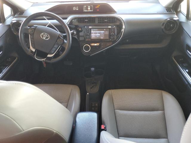 JTDKDTB38J1599649 - 2018 TOYOTA PRIUS C 灰色 照片 8