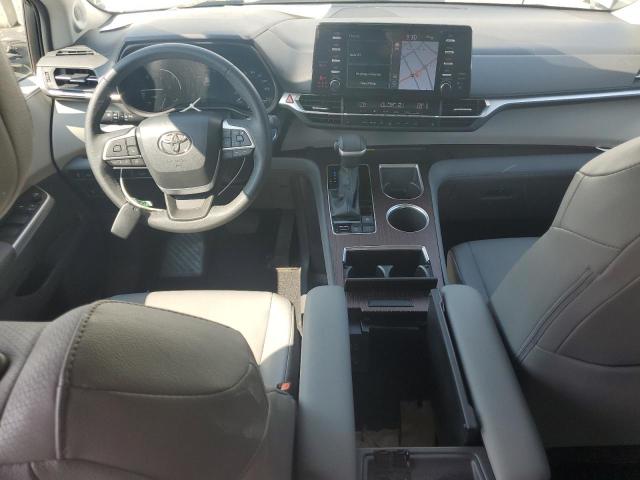 5TDJRKEC4PS162956 - 2023 TOYOTA SIENNA XLE WHITE photo 8