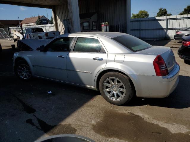 2C3JA63HX5H578510 - 2005 CHRYSLER 300C SILVER photo 2