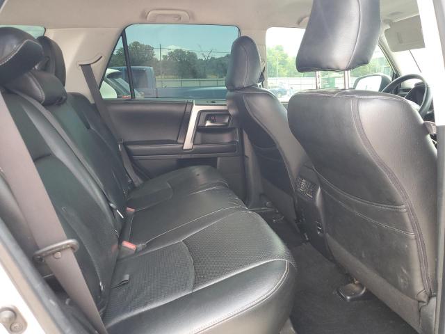 JTEBU5JR8H5457964 - 2017 TOYOTA 4RUNNER SR5/SR5 PREMIUM Srebrny zdjęcie 11