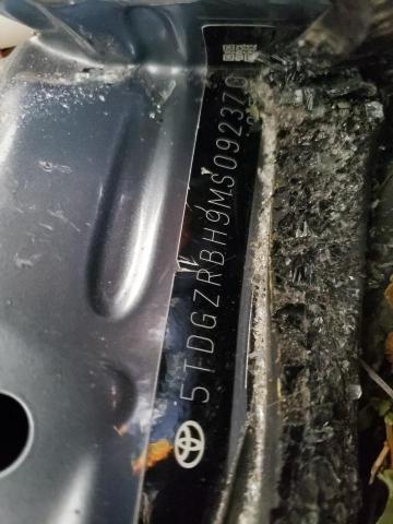 5TDGZRBH9MS092370 - 2021 TOYOTA HIGHLANDER XLE GRAY photo 13