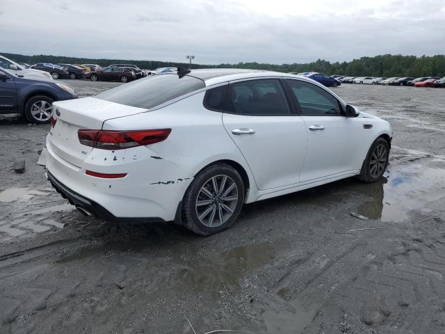 5XXGU4L16KG304563 - 2019 KIA OPTIMA EX WHITE photo 3