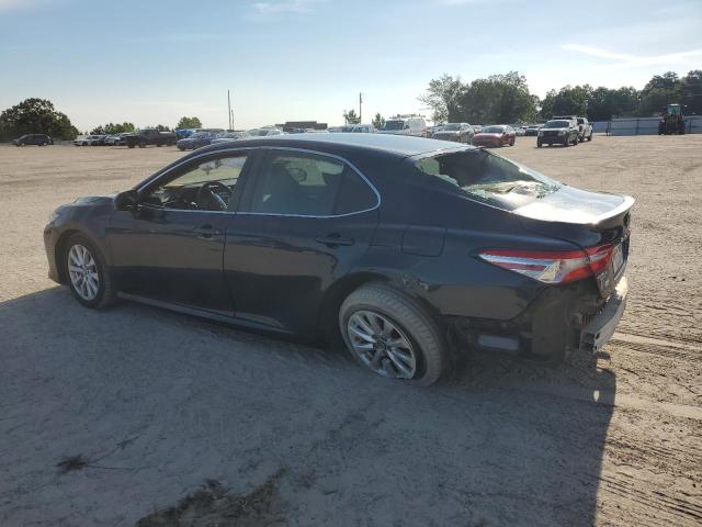 4T1B11HK3JU525027 - 2018 TOYOTA CAMRY L BLUE photo 2