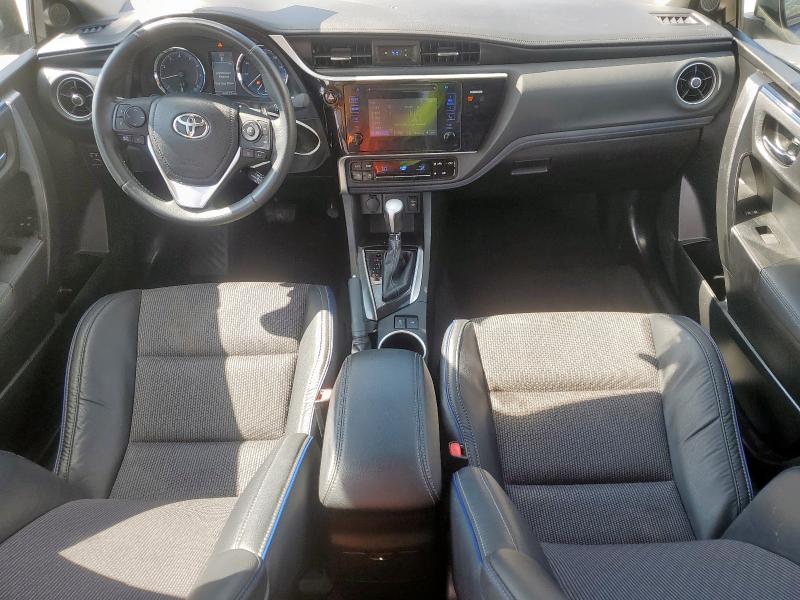 5YFBURHE4HP609367 - 2017 TOYOTA COROLLA L 蓝色 照片 8