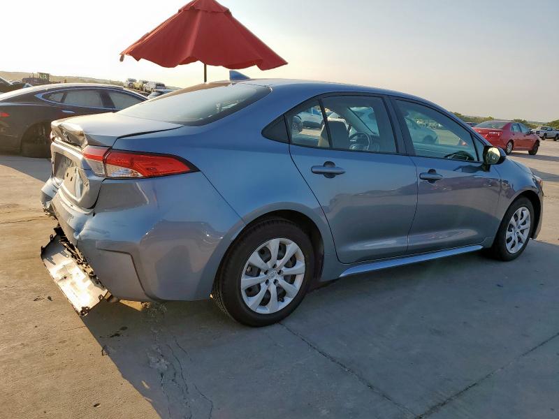 JTDEPMAE4NJ224442 - 2022 TOYOTA COROLLA LE SILVER photo 3