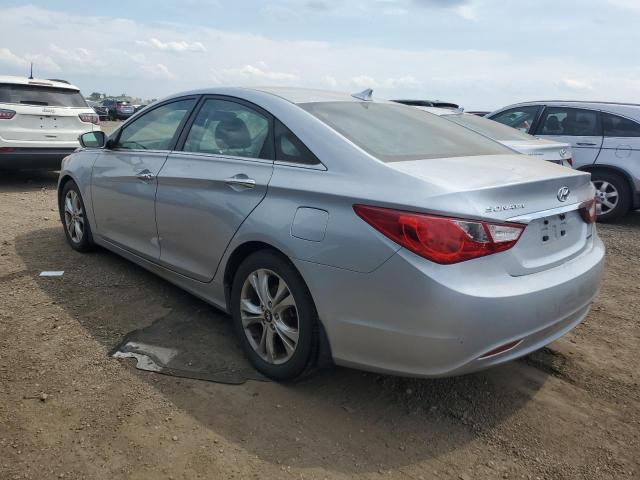 5NPEC4AC1BH123731 - 2011 HYUNDAI SONATA SE SILVER photo 2