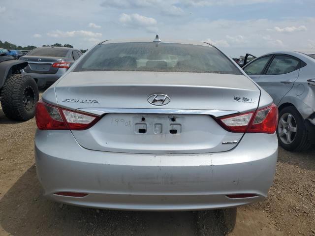 5NPEC4AC1BH123731 - 2011 HYUNDAI SONATA SE SILVER photo 6