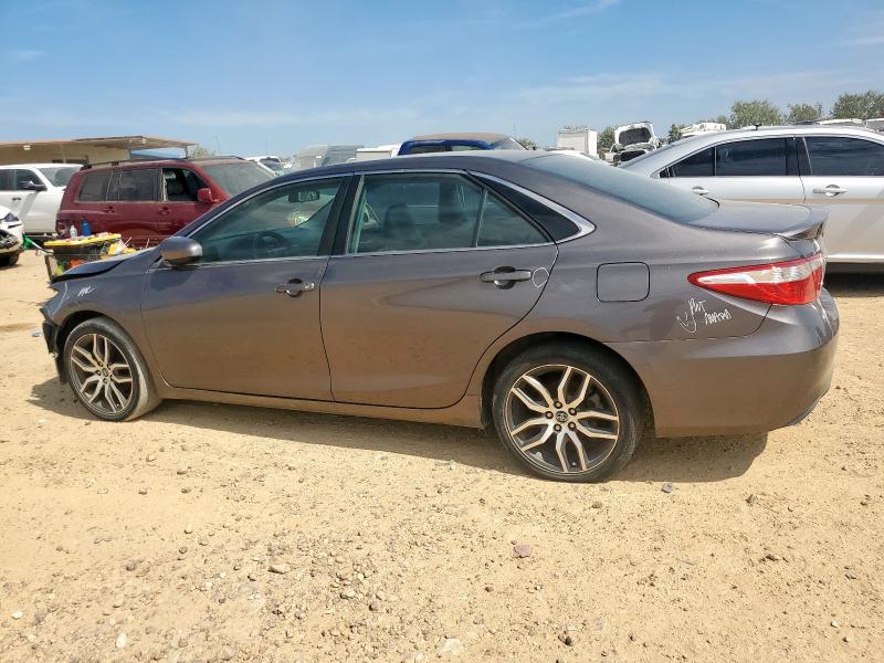 4T1BF1FK6FU071626 - 2015 TOYOTA CAMRY LE CHARCOAL photo 2
