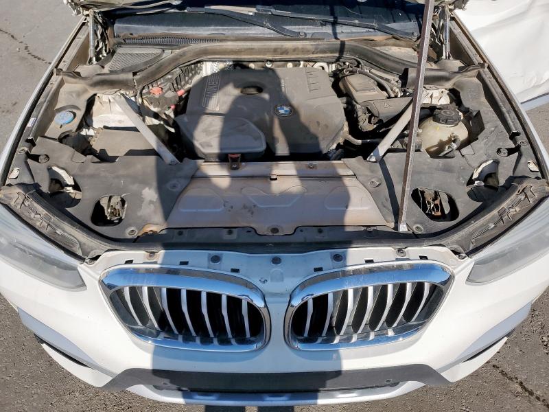 5UXTR9C57JLC76935 - 2018 BMW X3 XDRIVE30I WHITE photo 12