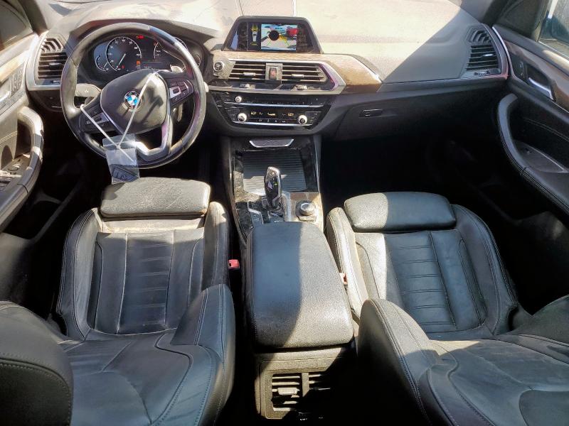 5UXTR9C57JLC76935 - 2018 BMW X3 XDRIVE30I WHITE photo 8