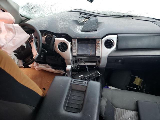 5TFCY5F11FX018879 - 2015 TOYOTA TUNDRA DOUBLE CAB SR/SR5 WHITE photo 8