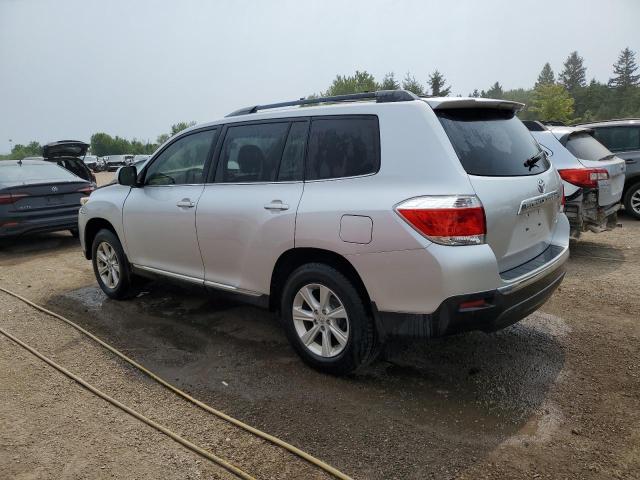 5TDBK3EHXBS067093 - 2011 TOYOTA HIGHLANDER BASE Күміс фото 2