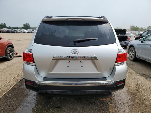 5TDBK3EHXBS067093 - 2011 TOYOTA HIGHLANDER BASE Күміс фото 6